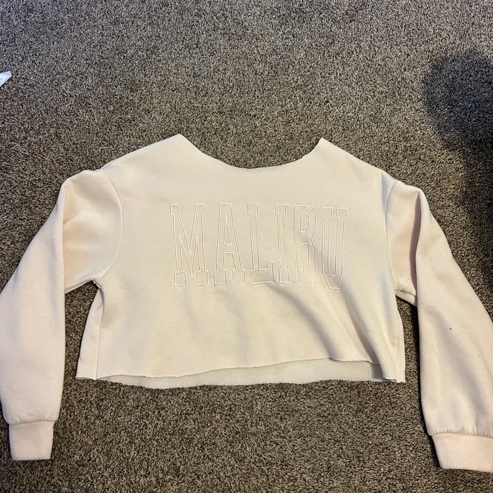 Cropped crew neck